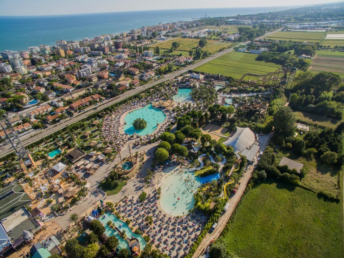 Semiramis Appartement Lido di Jesolo Buitenkant foto